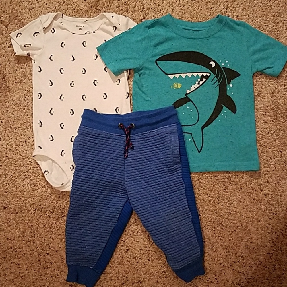 Lot of 18 month boy clothes - Carter,  cat&Jack